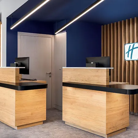 호텔 Express - Boavista By Ihg 3*