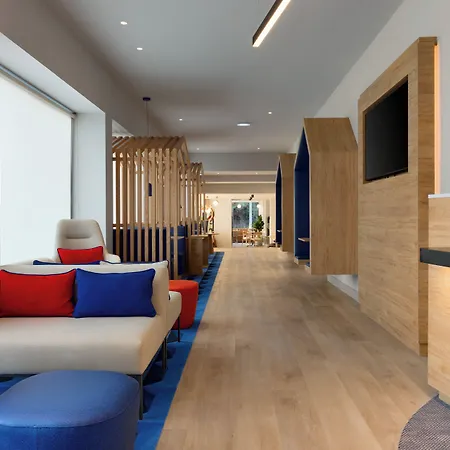 Отель Express - Boavista By Ihg 3*